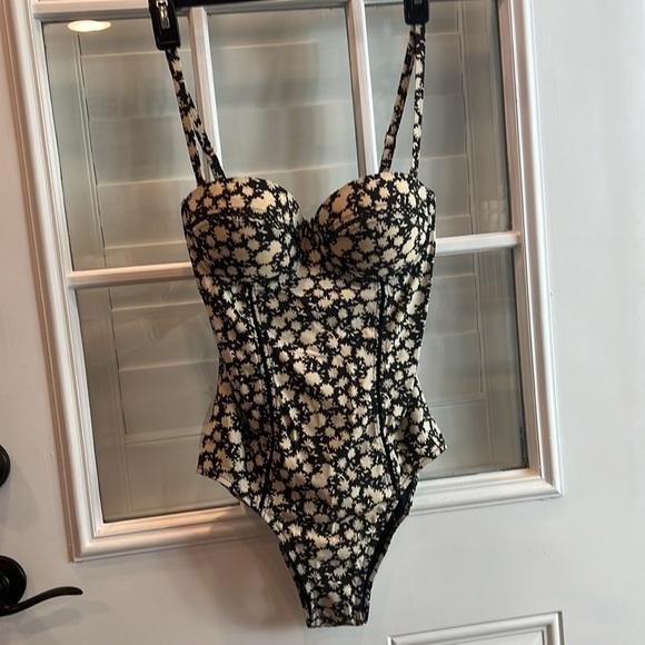 Tory Burch Swimsuit size s/p black beige adjustable straps! - Picture 2 of 6